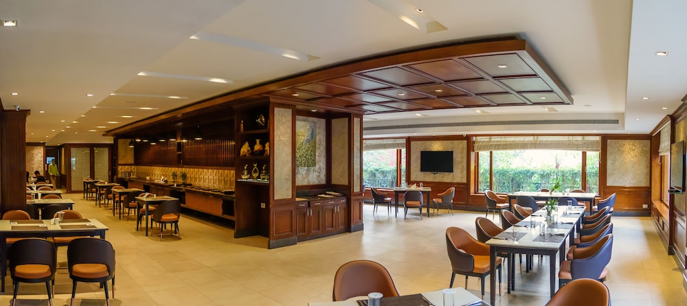 GREEN WOOD RESORT 31/50
