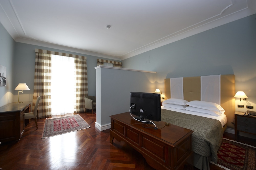 EXECUTIVE, SUITE, DOUBLE BED