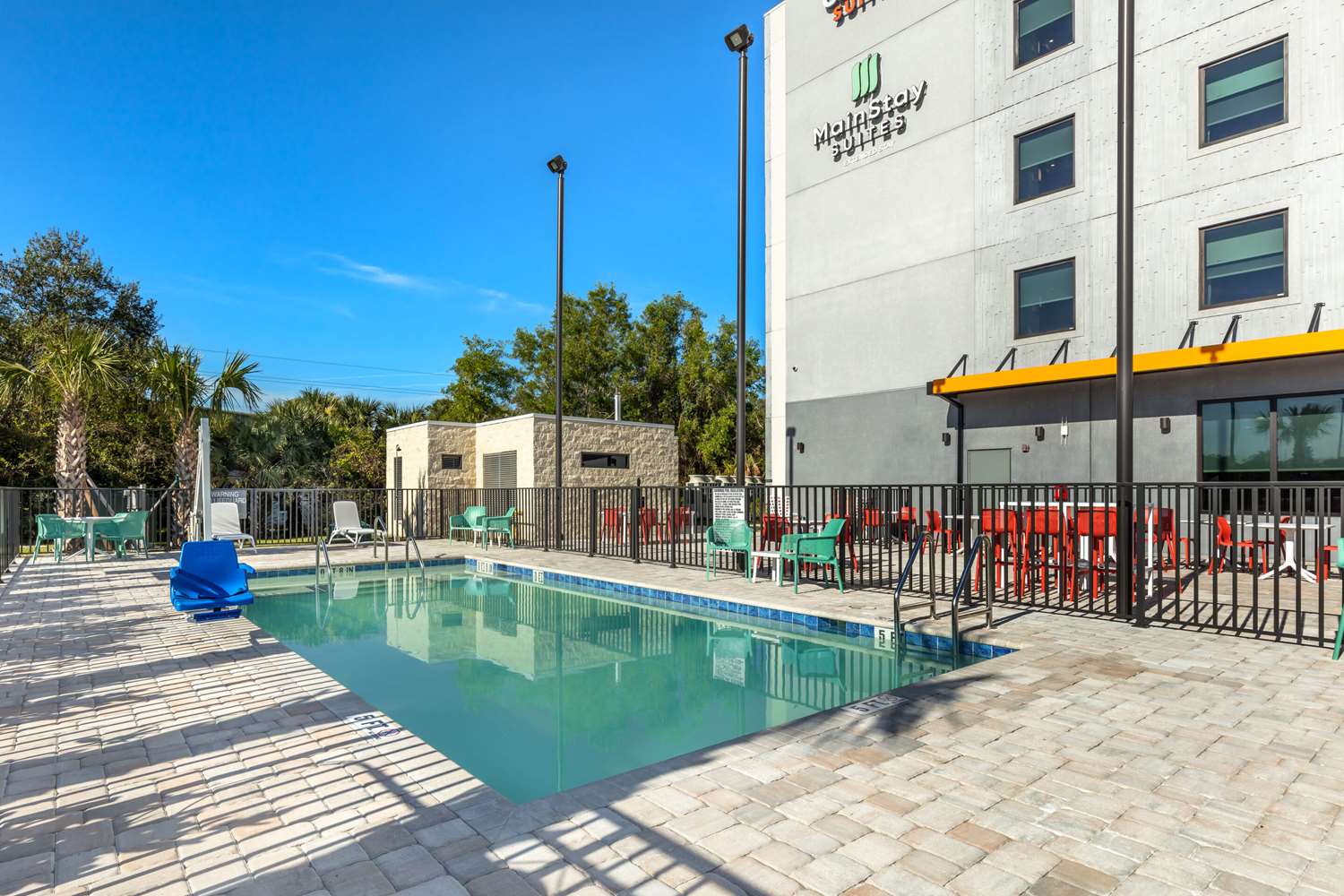 Comfort Suites Fort Myers East I-75 23/23