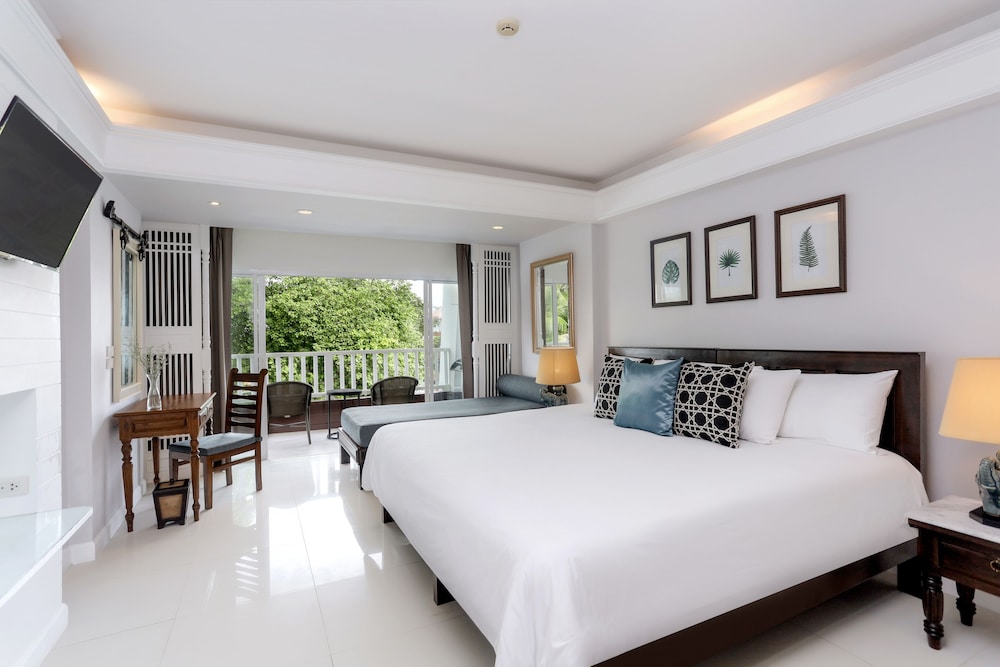 Thavorn Palm Beach Resort 23/58
