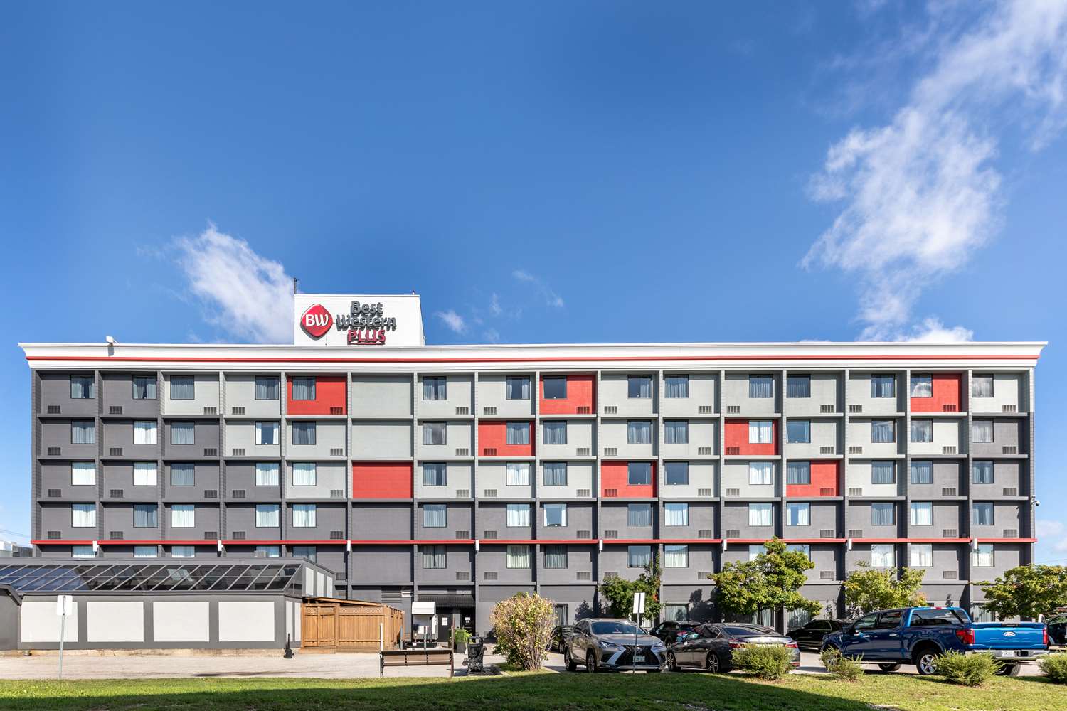 Best Western Plus Toronto Airport Hotel 2/38