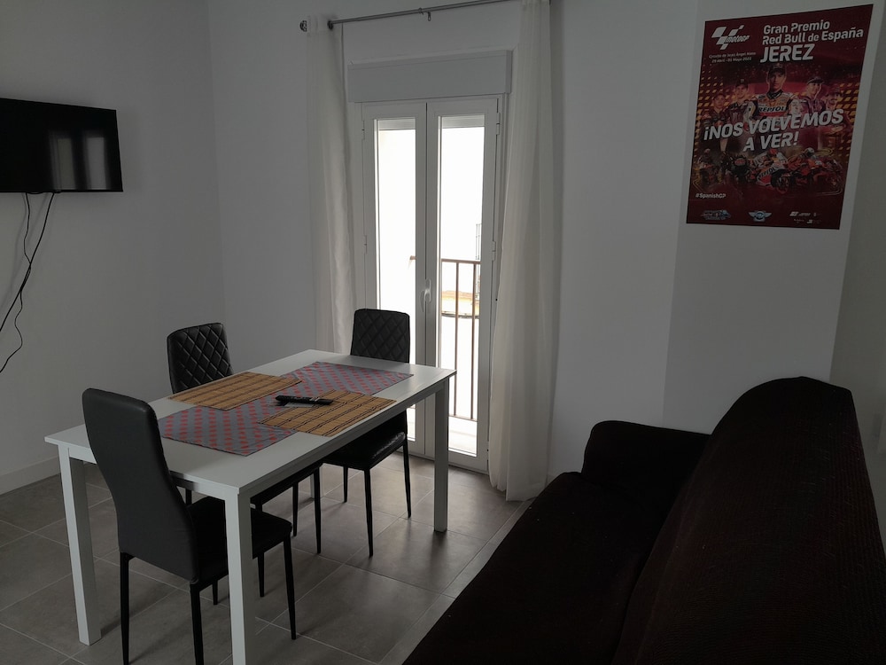 Apartamentos Jerez 52/77