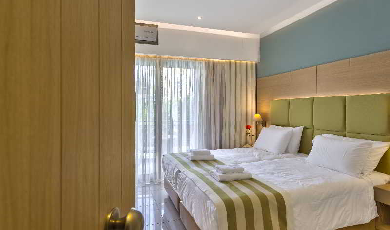 Leonidas Hotel & Apartments 16/63