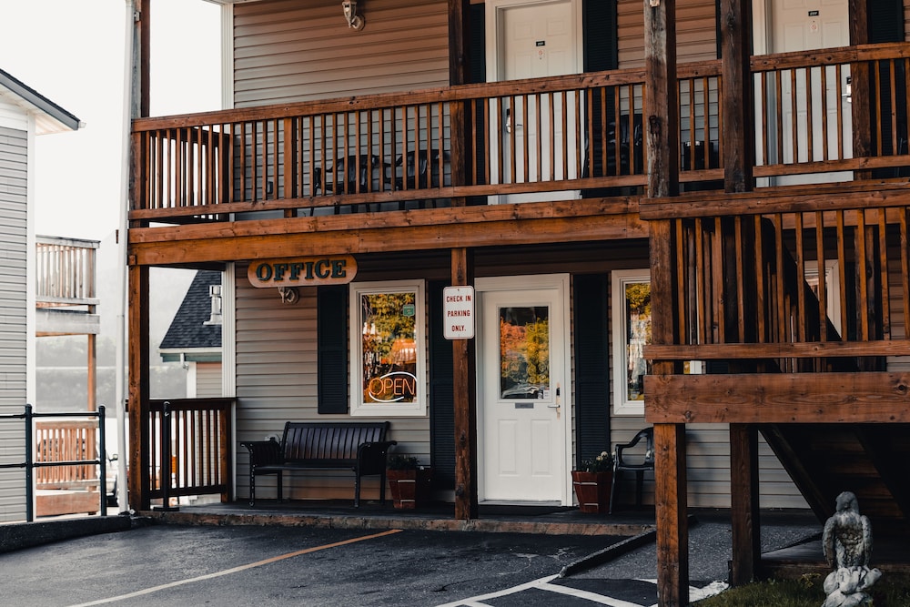 The Ketch Inn and Marina 13/65