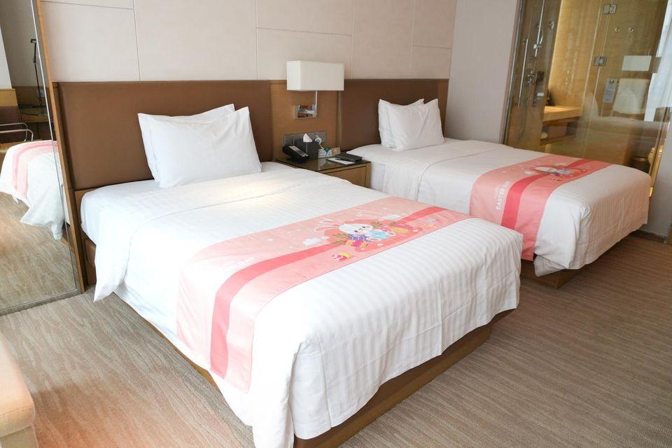 Inzone Royal Plaza Hotels 9/20