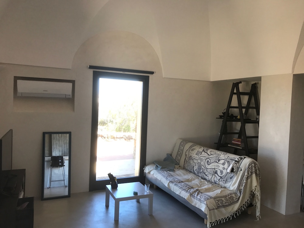 I Dammusini Di Pantelleria 6/50