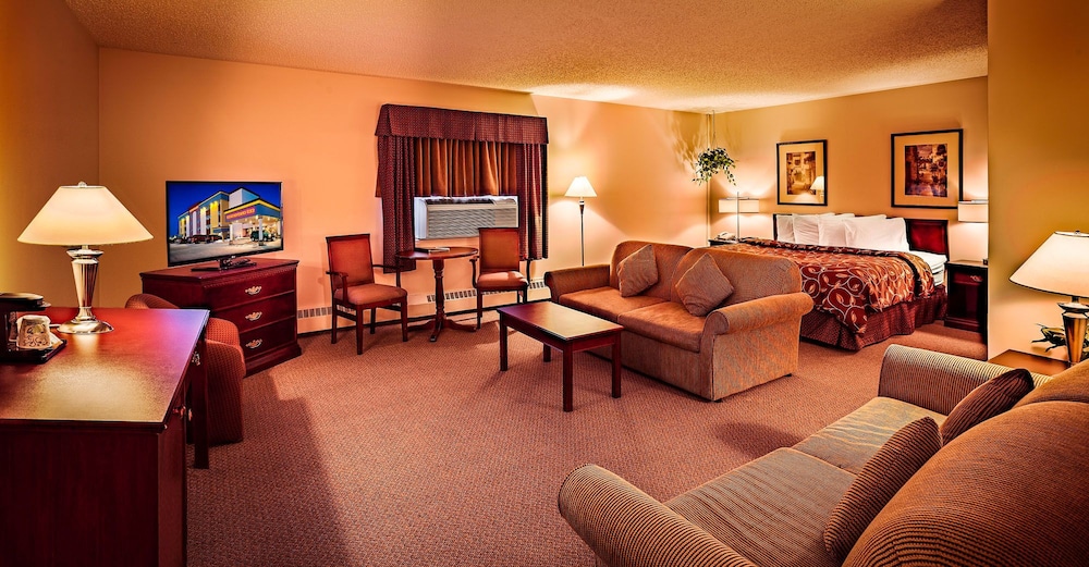 Days Inn & Conference Centre by Wyndham Camrose Norsemen 32/61