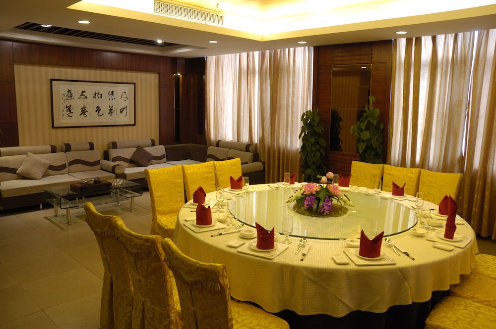 Pazhou Hotel 50/71