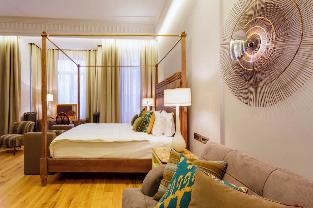 Ravouna 1906 Suites - Special Class Adults Only 16/45