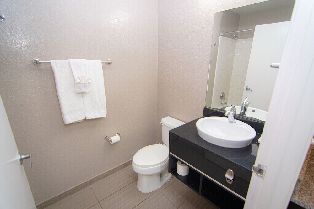 Studio 6 Extended Stay - Coral Springs, FL - Fort Lauderdale 53/60