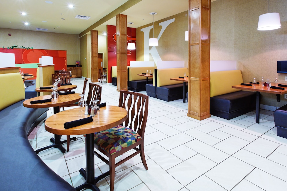 Holiday Inn Batesville 32/39