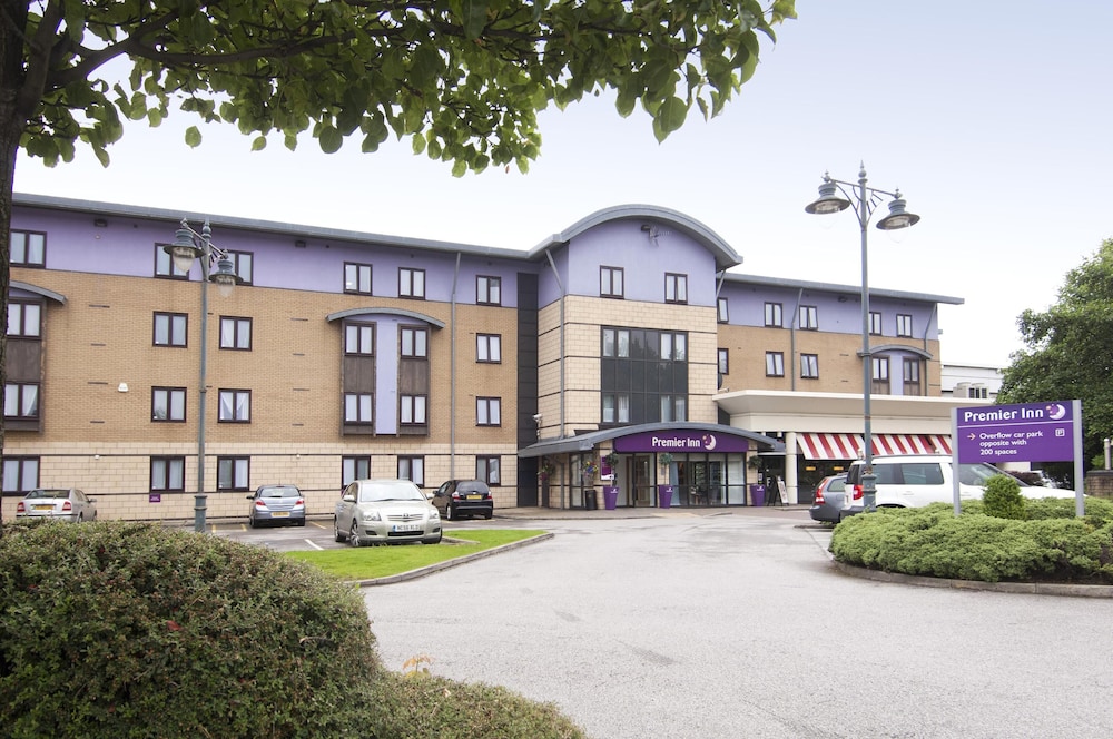 Premier Inn Leeds City Centre (Wellington Street) in LEEDS - UK