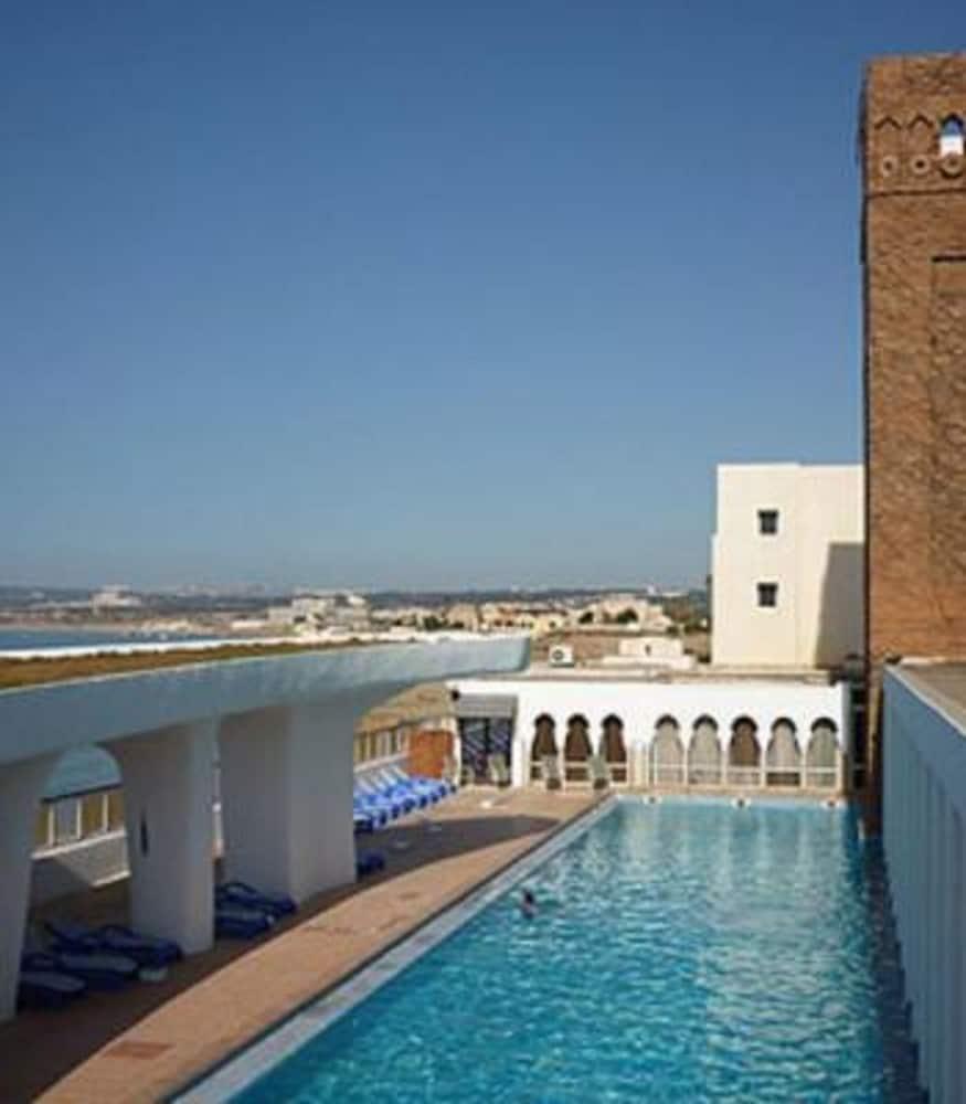 El Marsa Alger 26/28