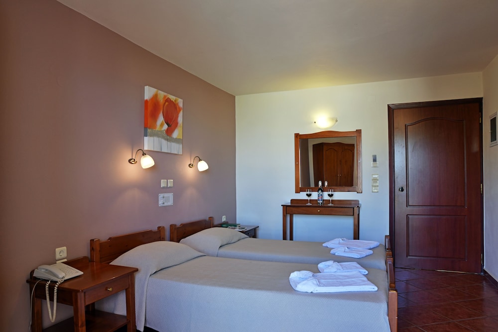 Iolkos Hotel 17/52