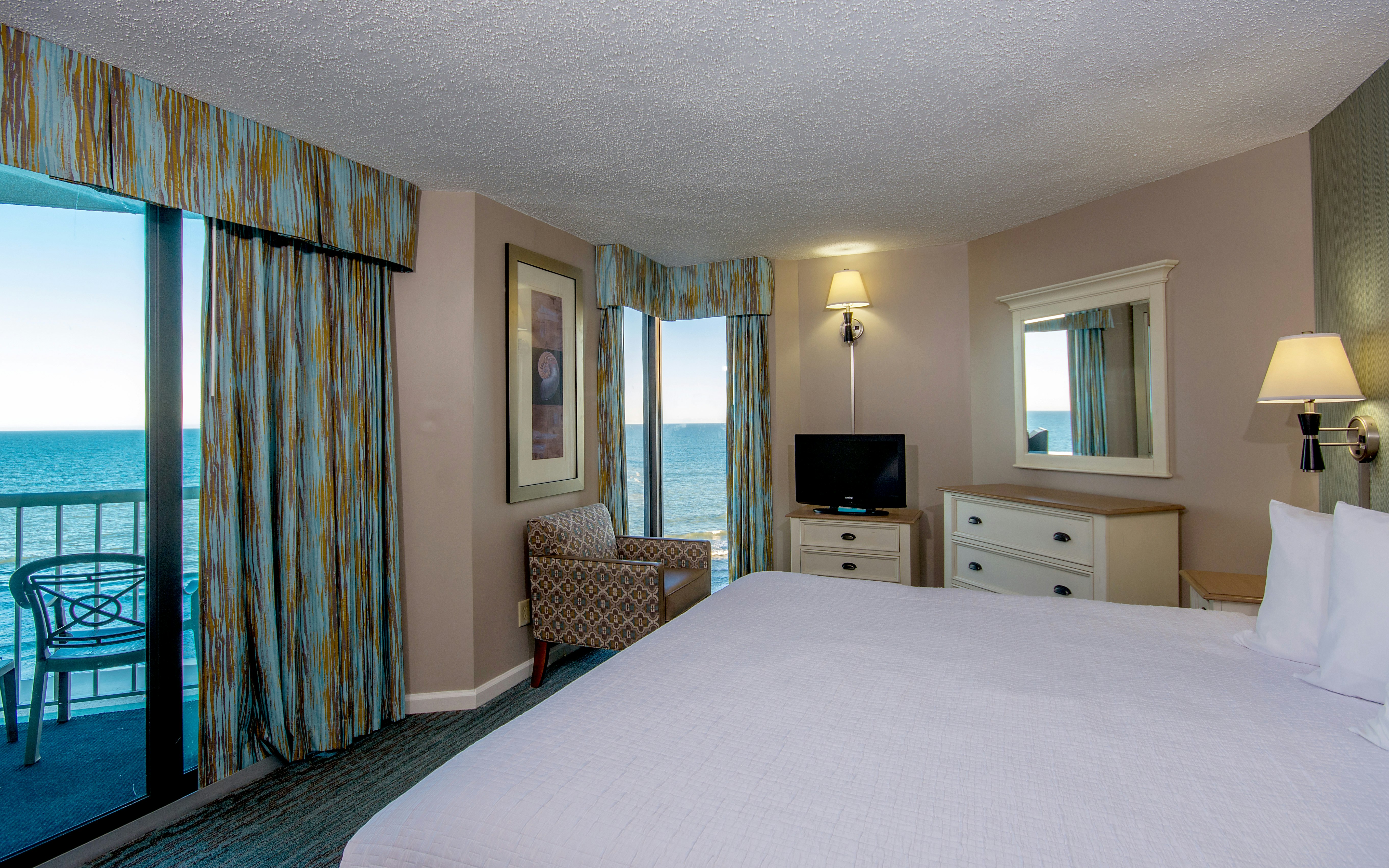 The Strand - A Boutique Resort (ex Breakers Boutique North Tower) 19/80