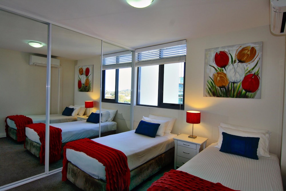 Sevan Apartments Forster 31/74