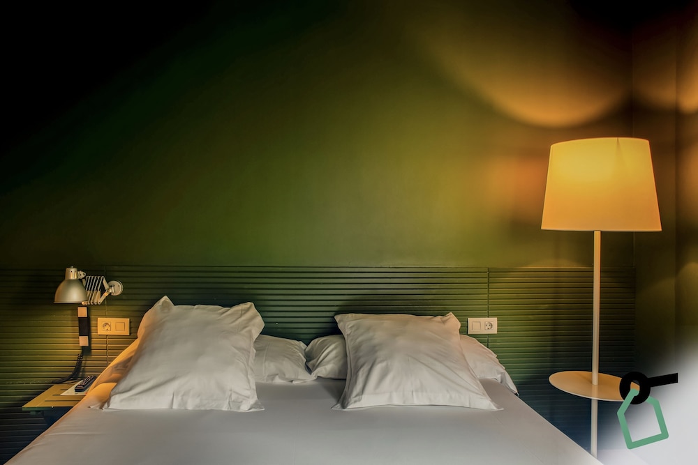 Hotel Sixties 20/74