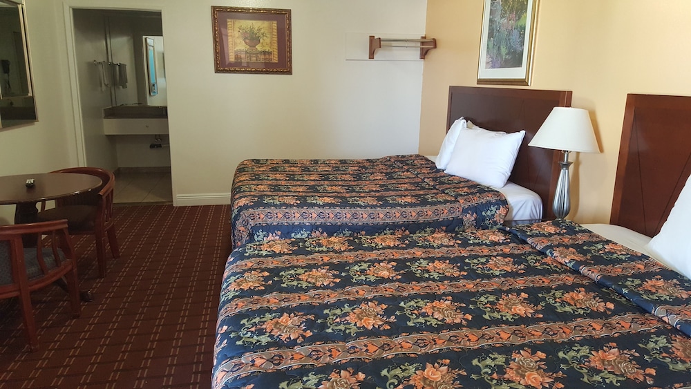 Royal Inn Motel Long Beach 4/31