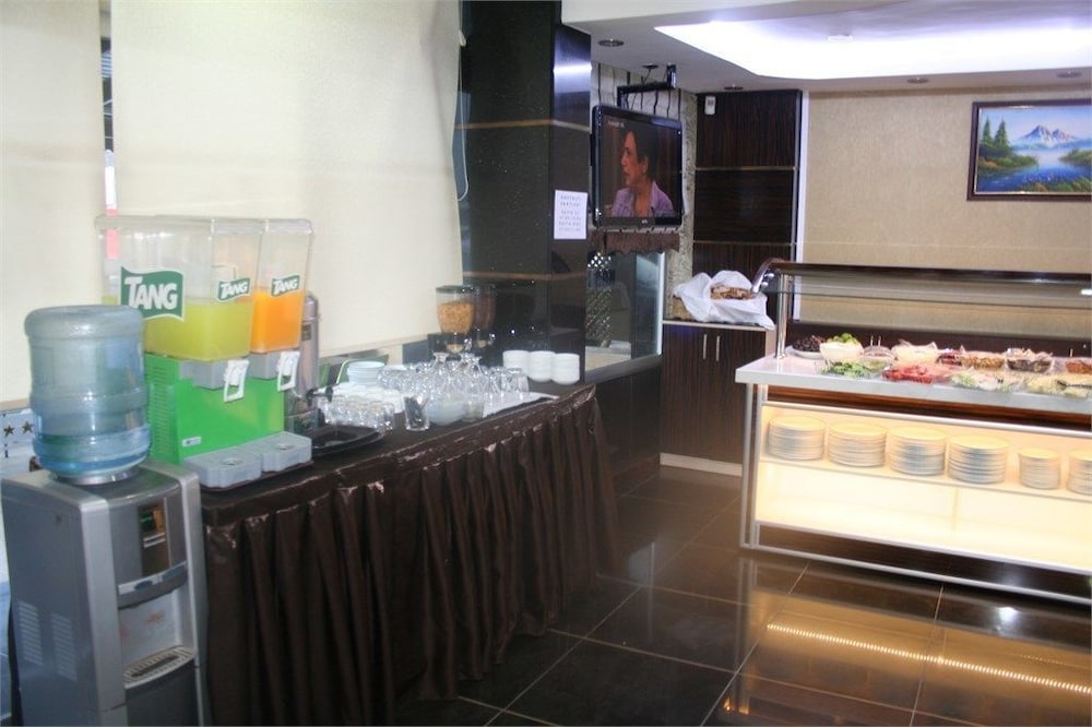 Kar Hotel 31/50
