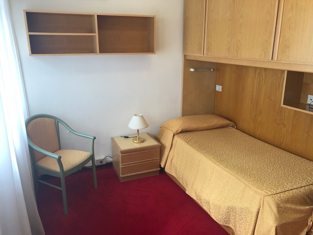 Hotel Majestic 15/70