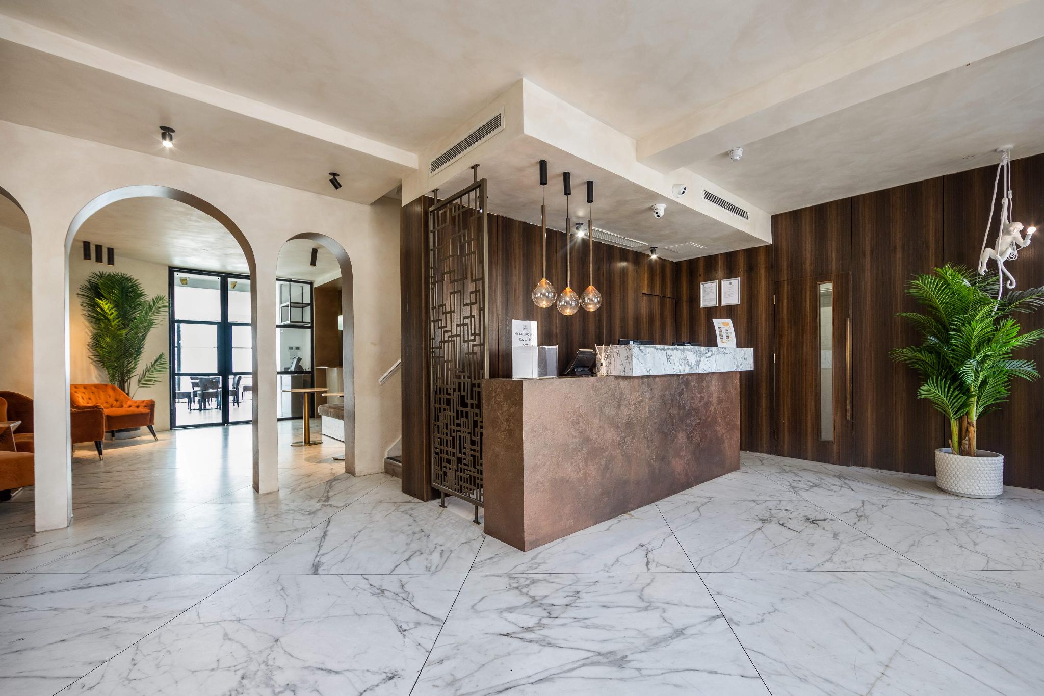Lobby at King Solomon, LONDON