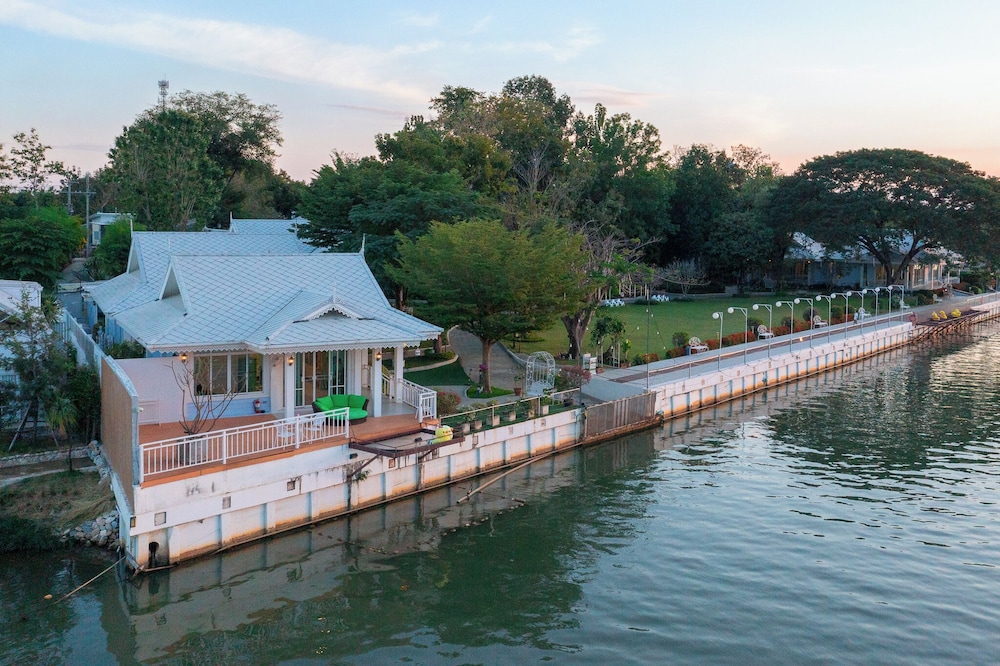 Tubtim Siam River Kwai Resort 45/50