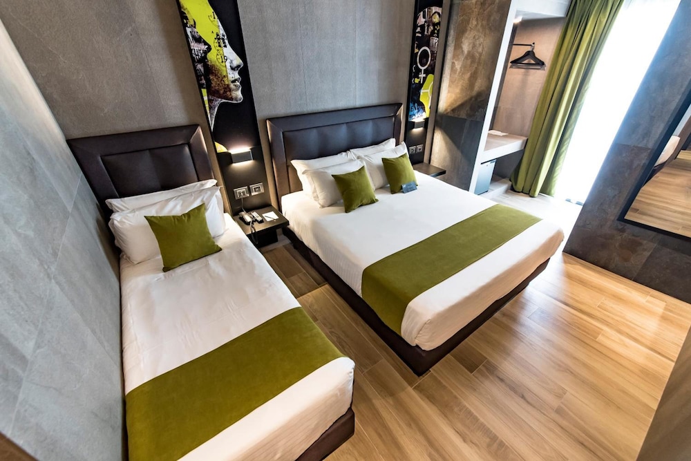 Just Hotel Milano 26/47