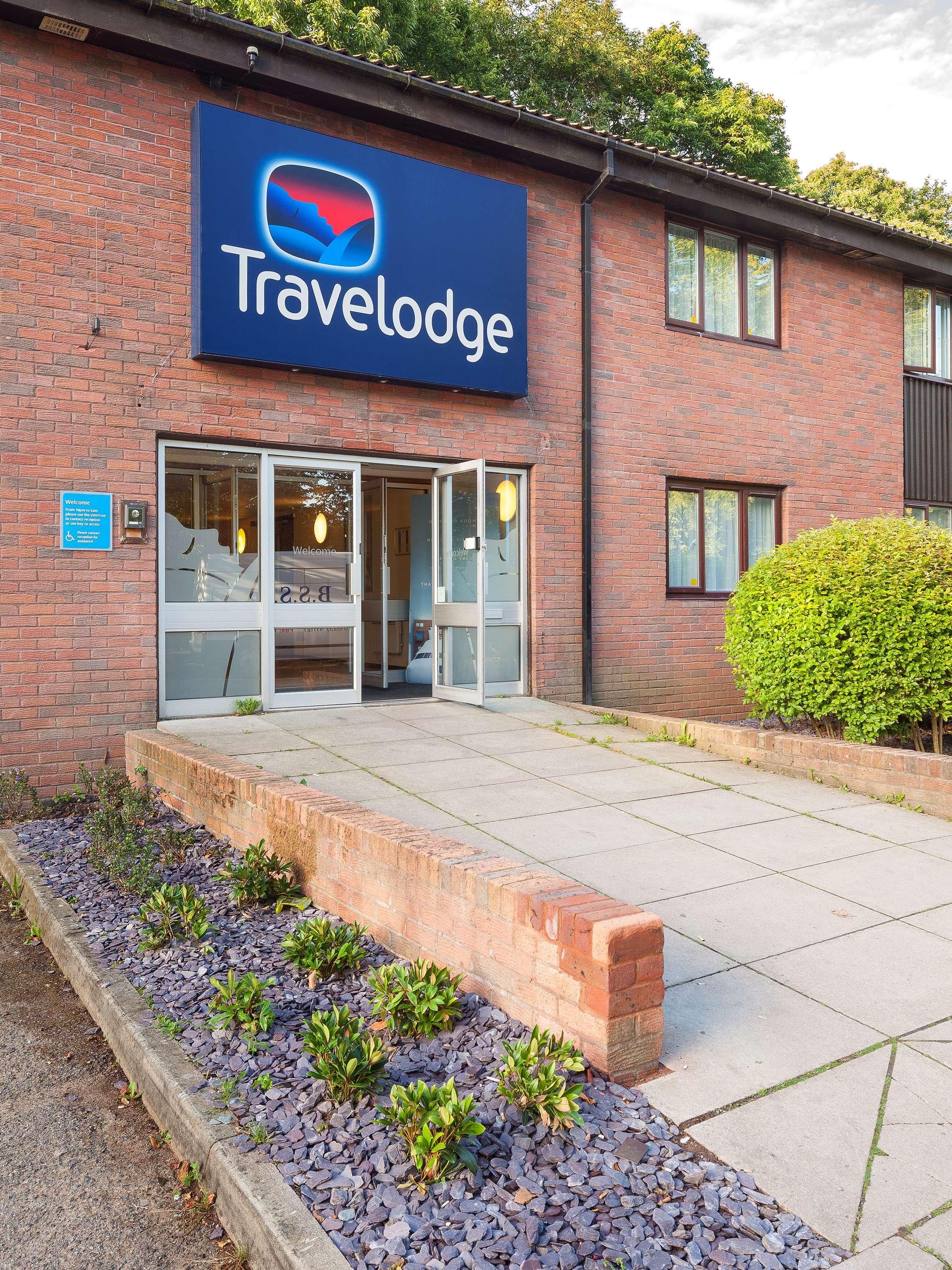 Travelodge Medway M2 1/28