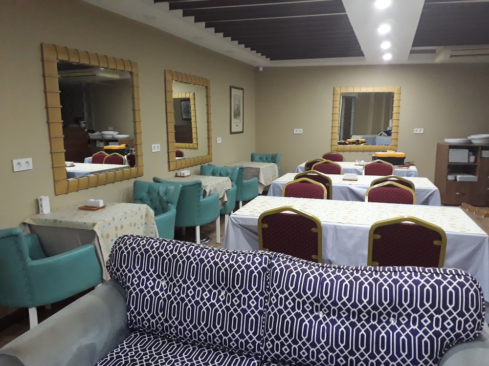 Gvar Apart Otel 13/35