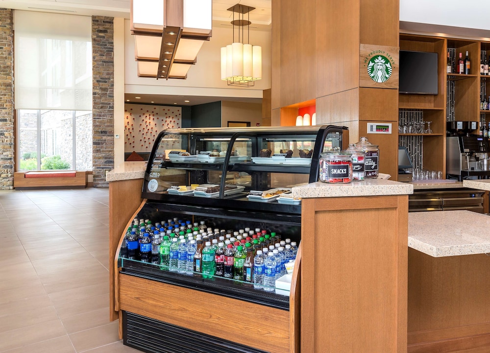 Hyatt Place Canton 32/62