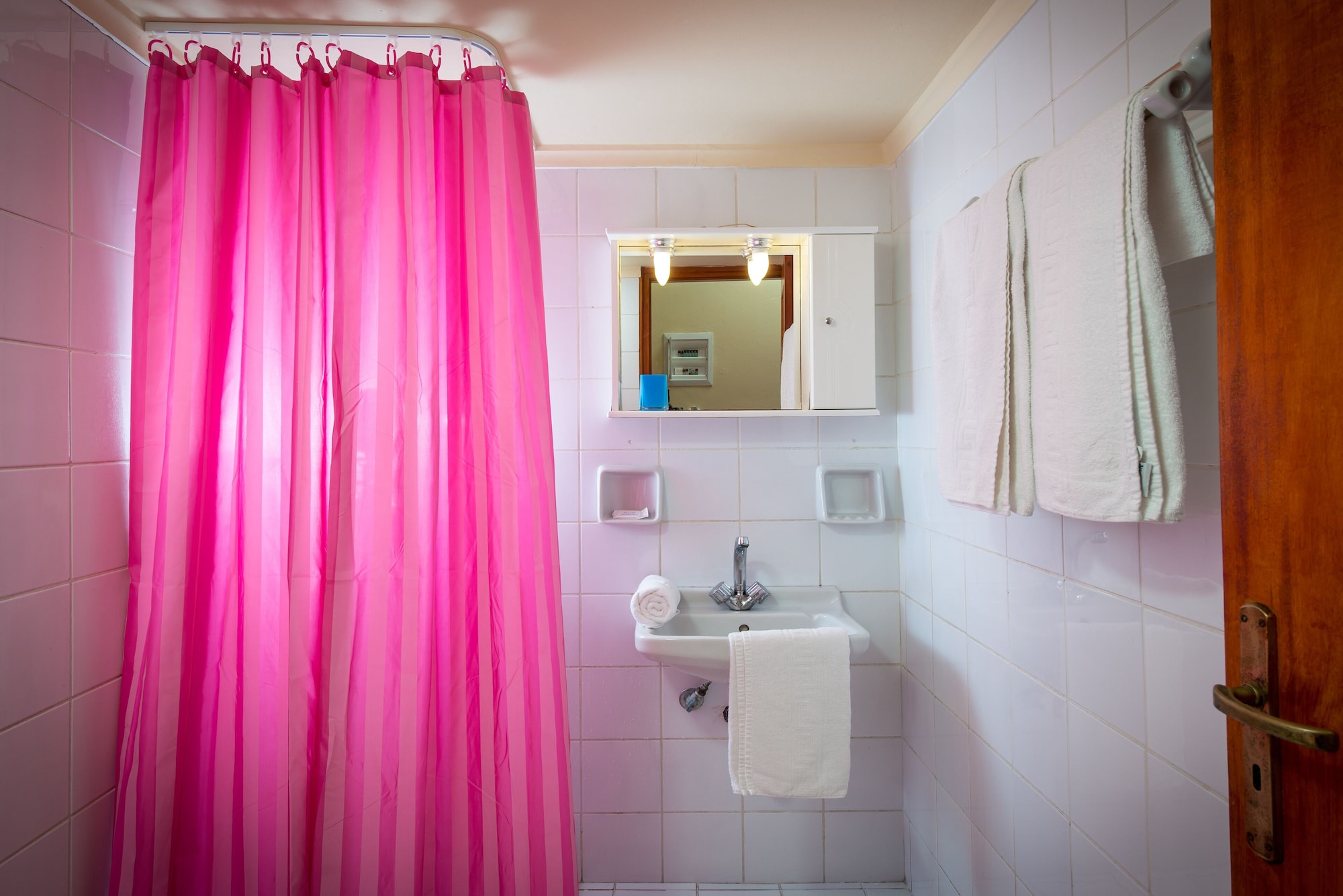 ECONOMY, STUDIO, DOUBLE BED