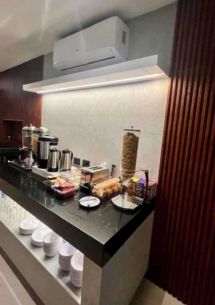 Hotel Myst 25/25