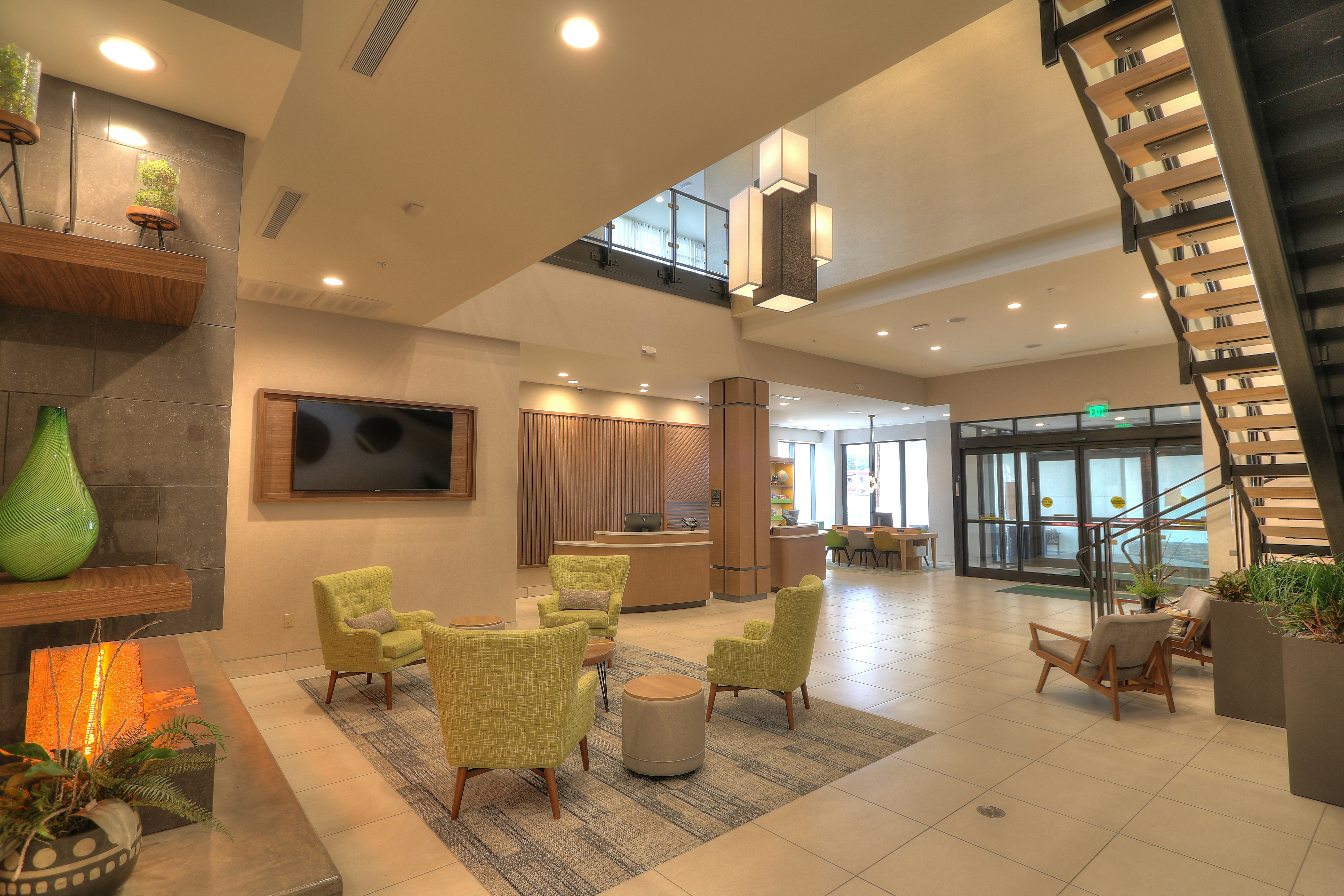 Holiday Inn & Suites Pigeon Forge Convention Center (ex Econo Lodge Hotel) 12/30