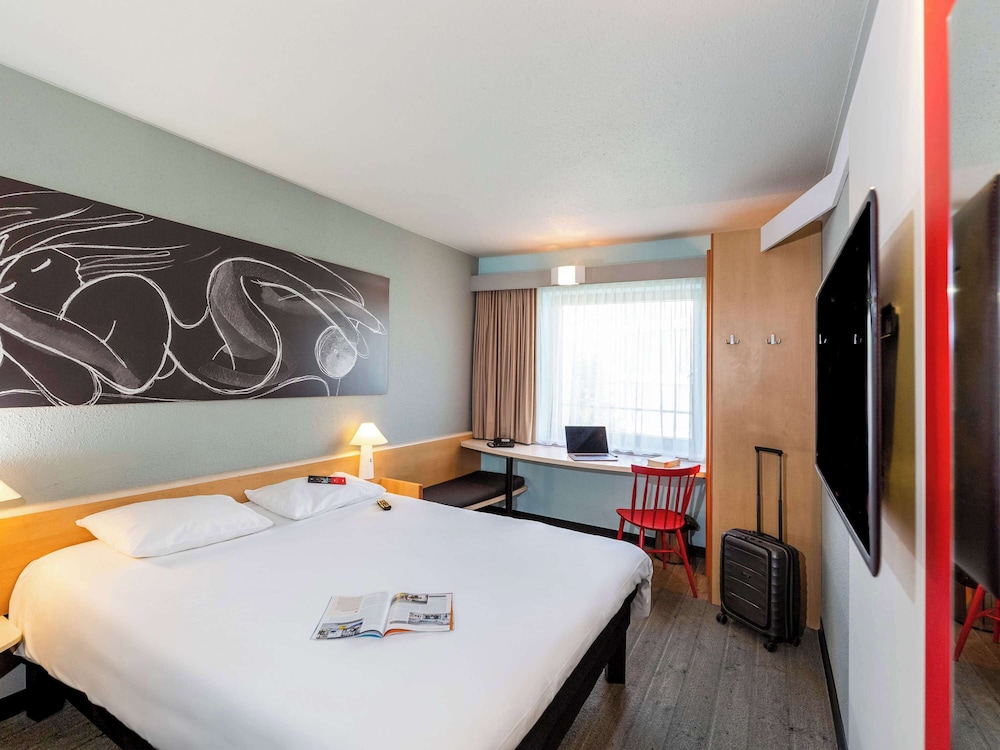 STANDARD, DOUBLE BED