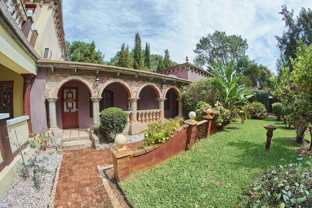 Villa Toscana Boutique Hotel Adults Only 60/65