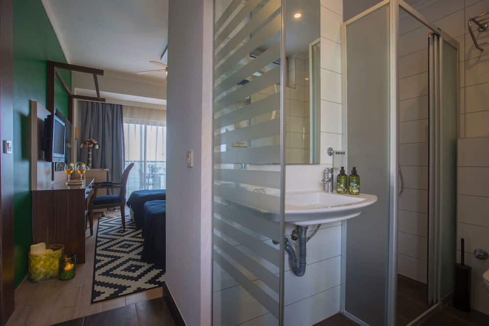 Anjeliq House Hotel 59/60
