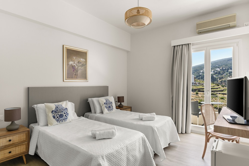Paradise Art Hotel 15/57