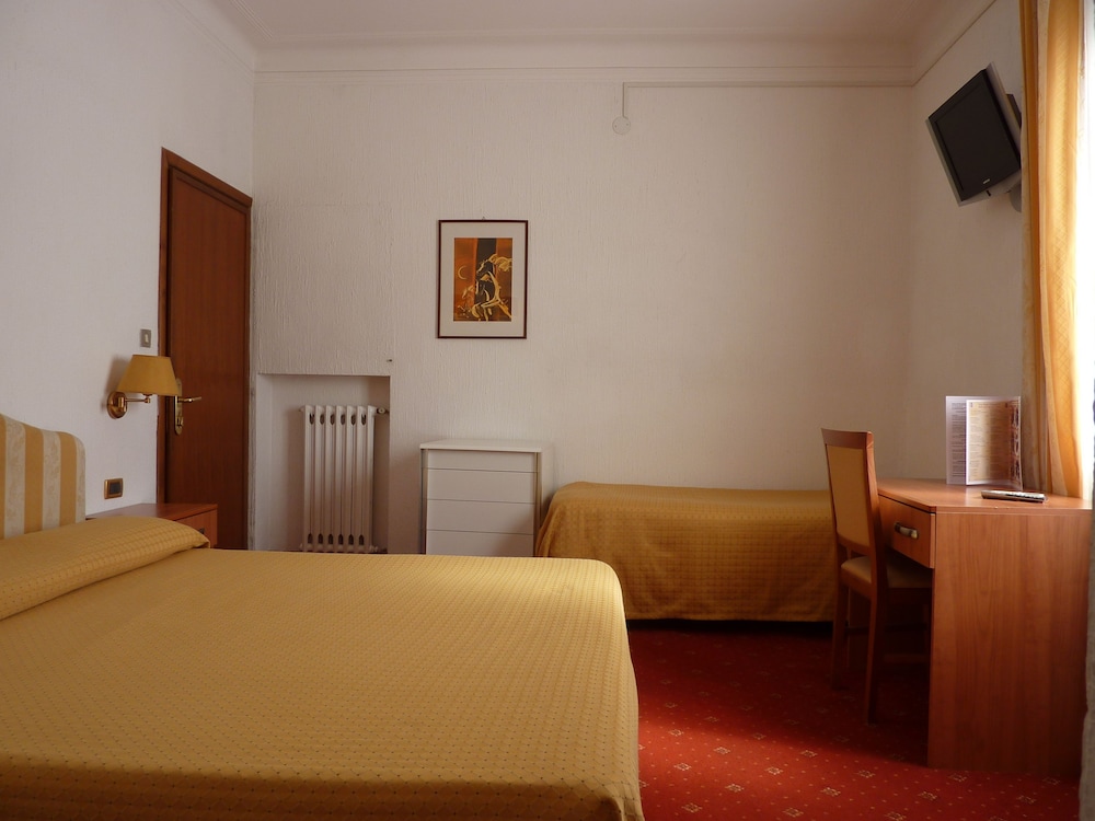 Hotel Ariston Montecarlo 10/50