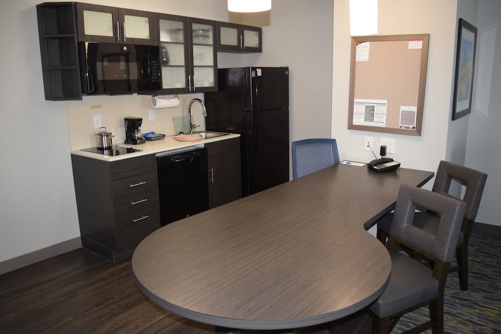 Candlewood Suites Nashville North 38/48