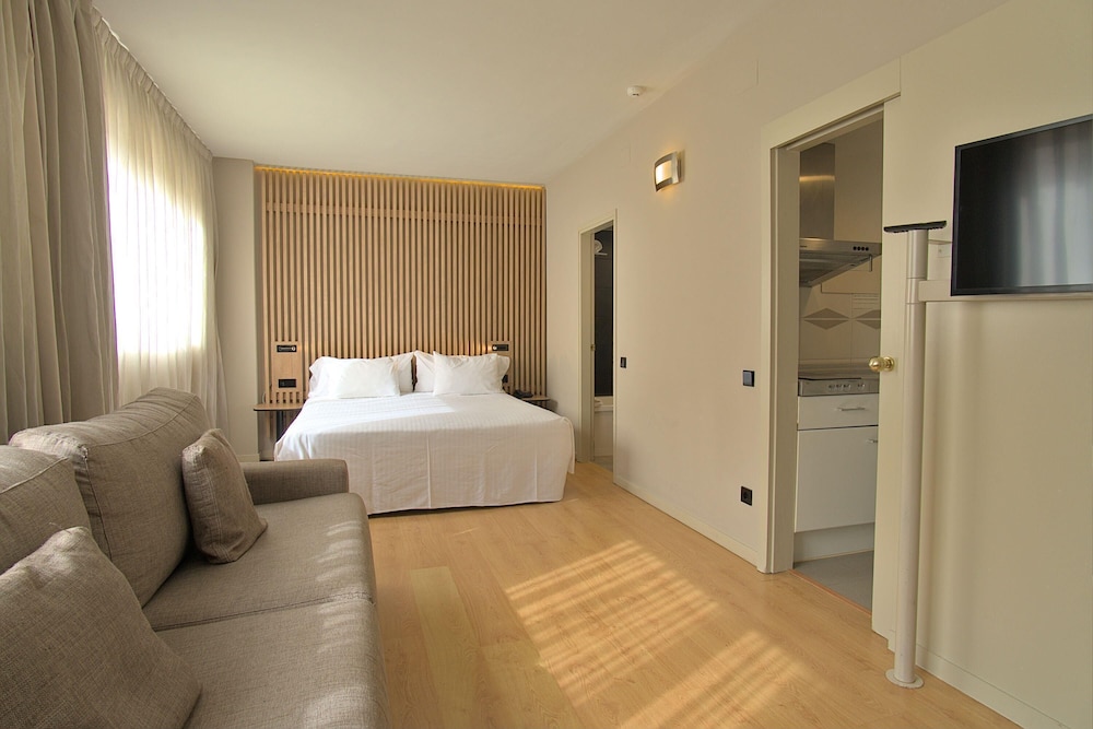 Aparthotel Atenea Barcelona 33/78