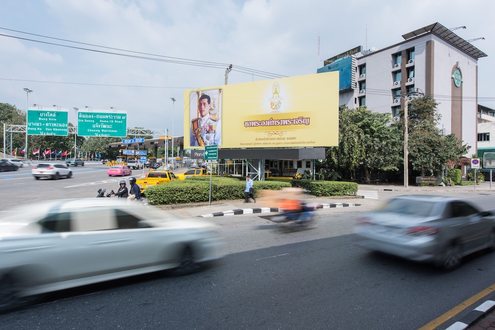 BANGKOK CITY SUITE 49/53