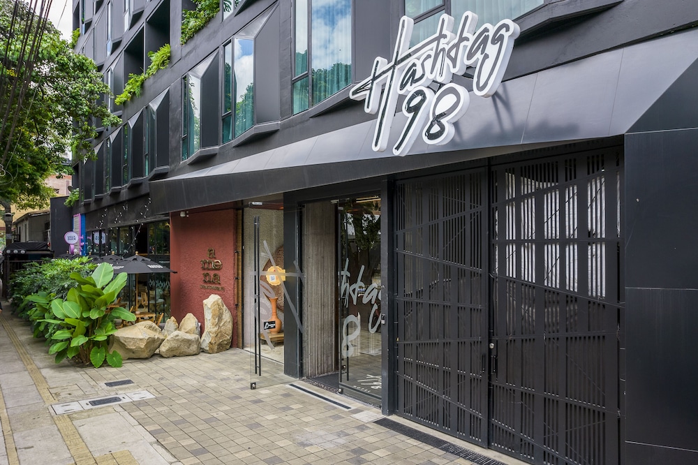 Hashtag 98 Hotel 3/55
