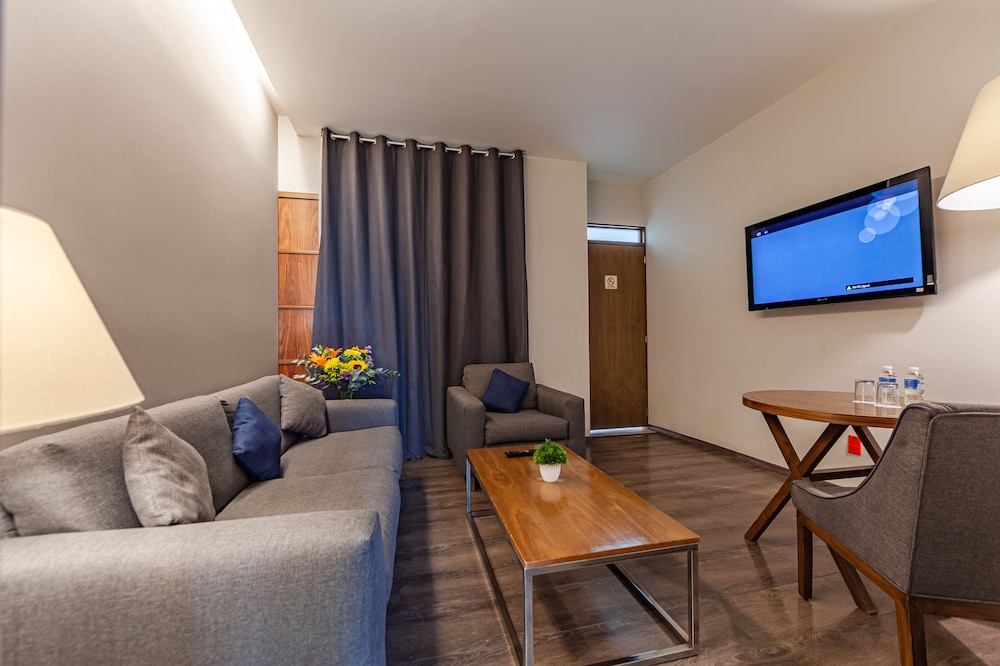 Suites del Angel 45/65
