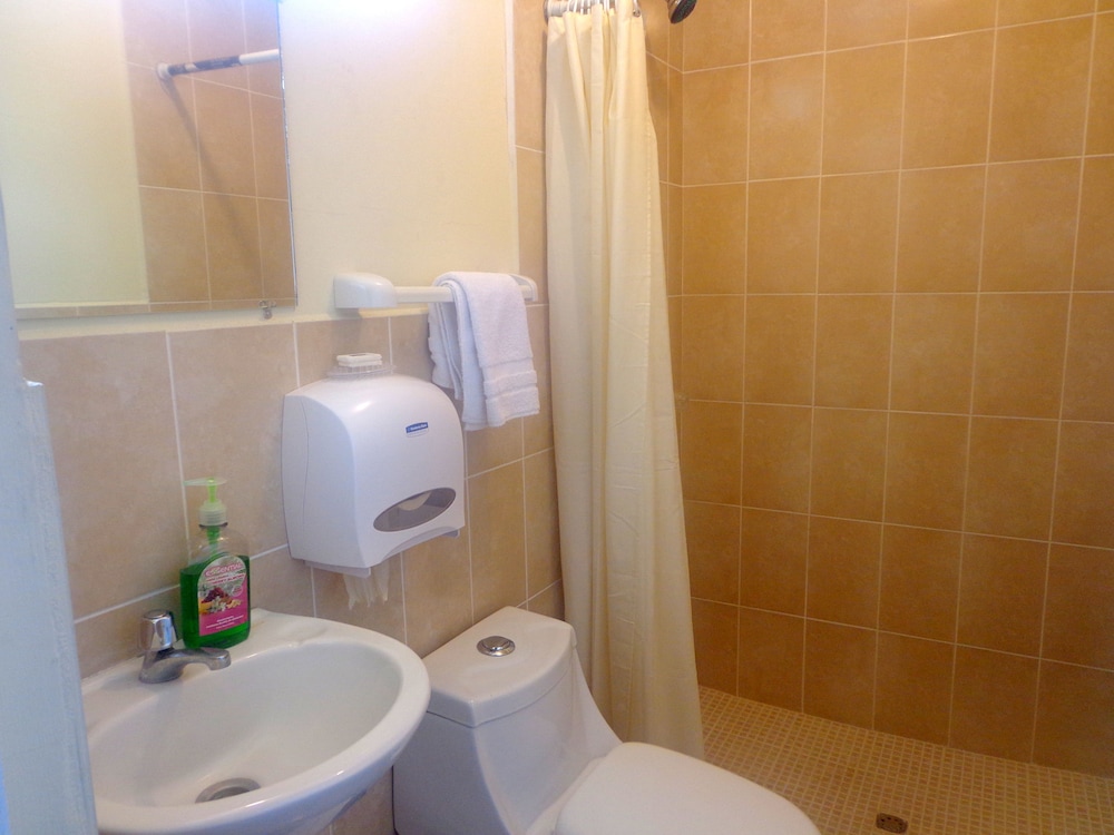 Hotel Tazumal House 80/82