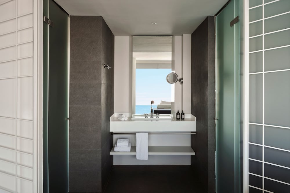 1 Bedroom, Cool, Suite, King Bed, Corner، W Barcelona 6/7