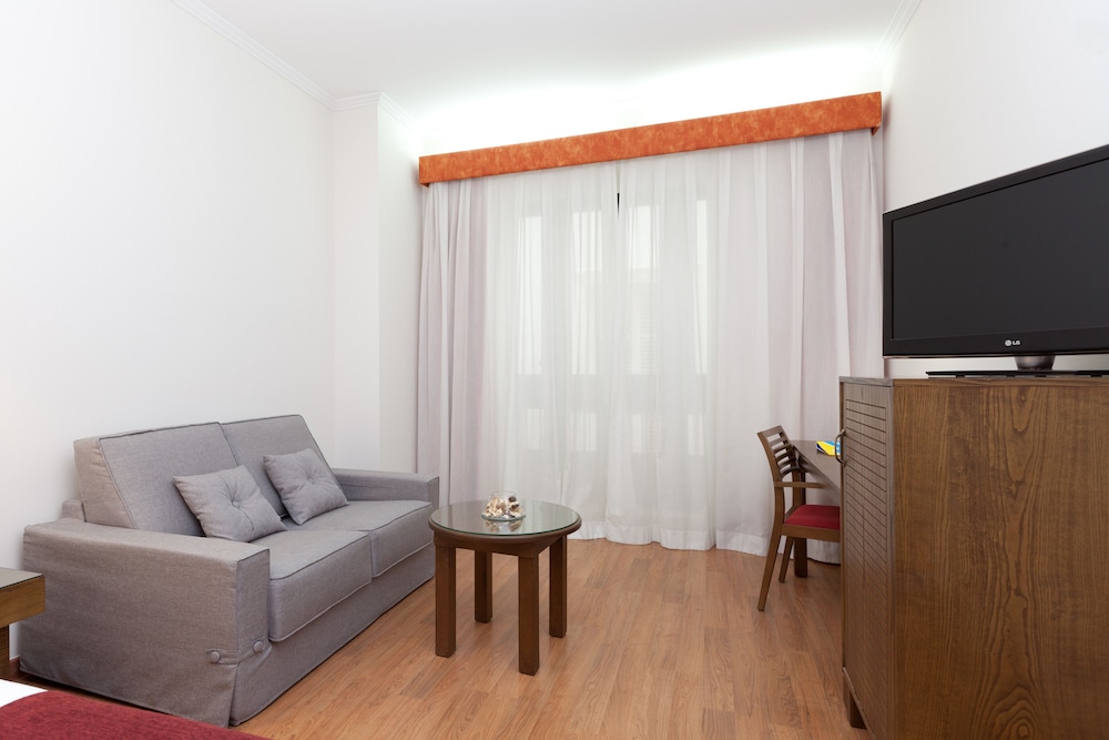 Senator Cadiz Spa Hotel 41/71