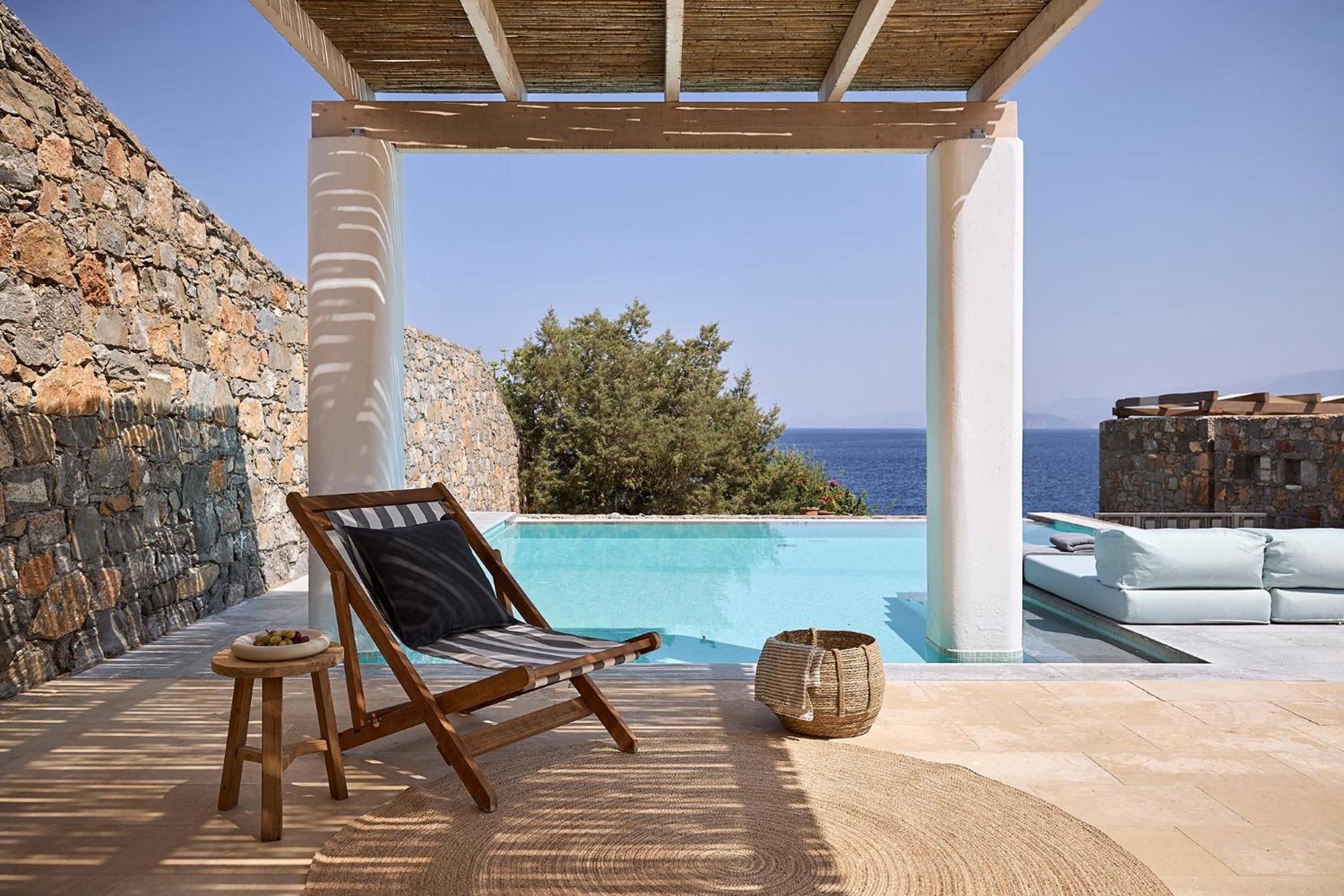 Thalassa Villas 15/50