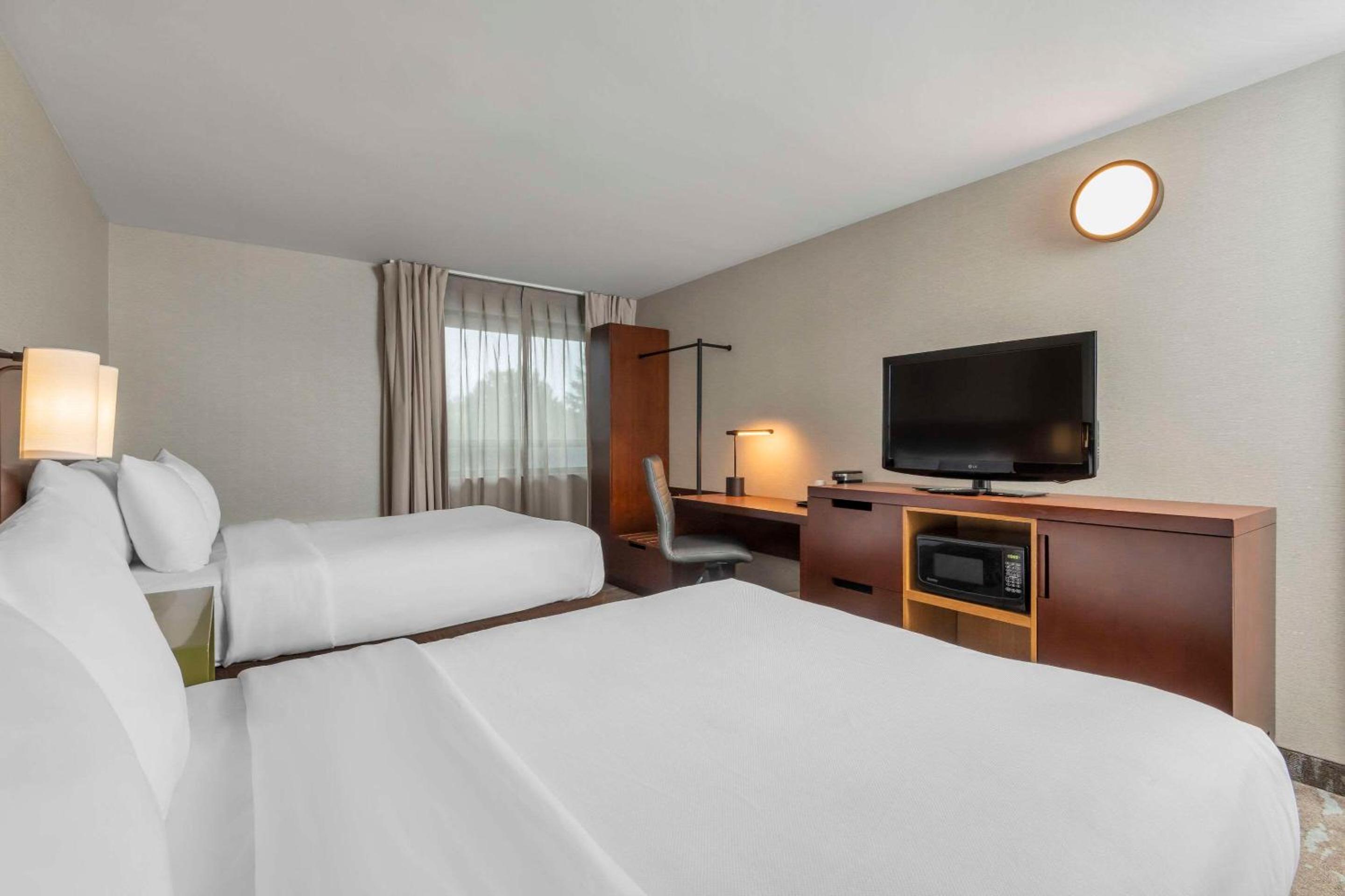 Room, 2 Double Beds, No Elevator, Top Floor