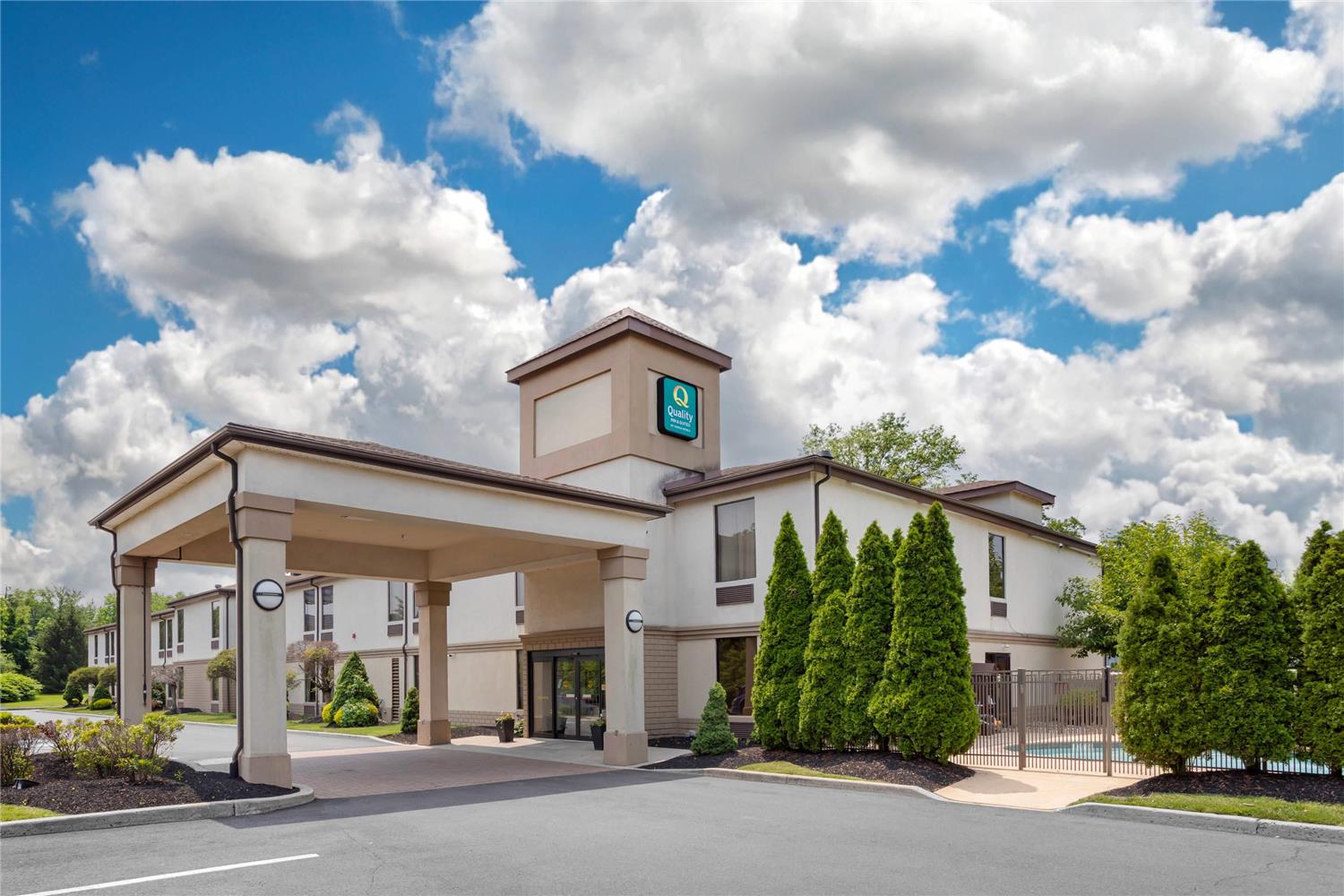 Quality Inn Suites Nj State Capital Area 32/32