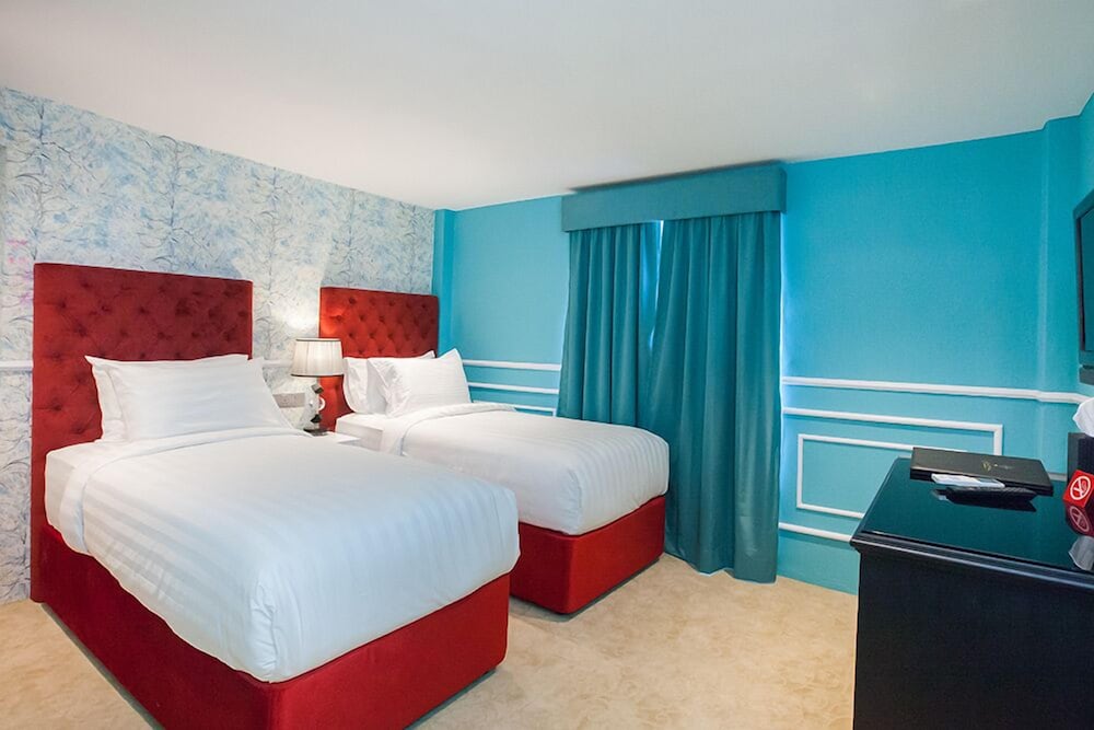 SUPERIOR, TWIN BEDS